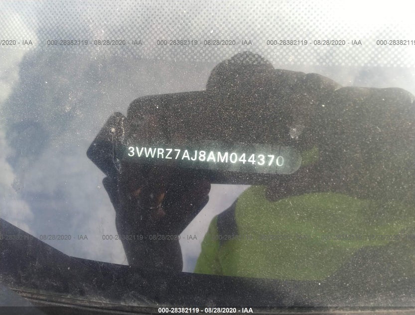 3VWRZ7AJ8AM044370