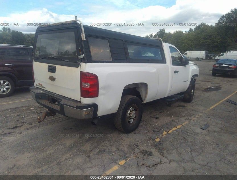 1GCHC24KX7E550403