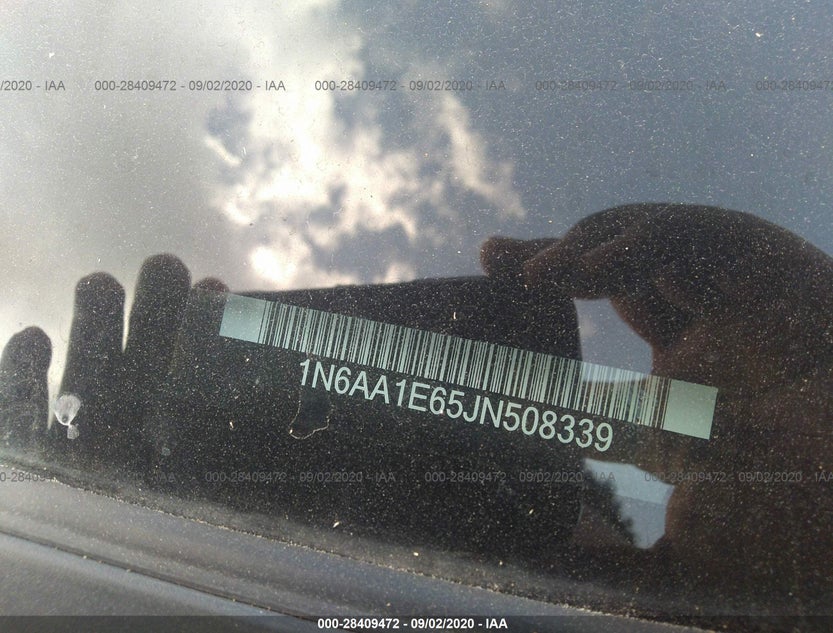 1N6AA1E65JN508339