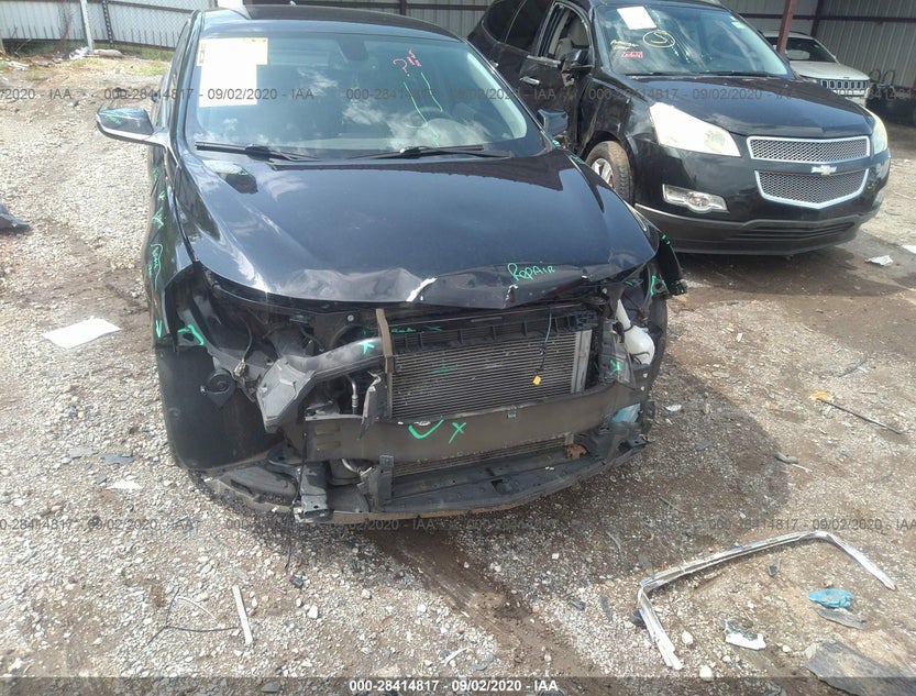 1G1ZE5ST2GF176027