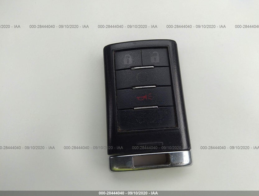 1G6DW67V180101499