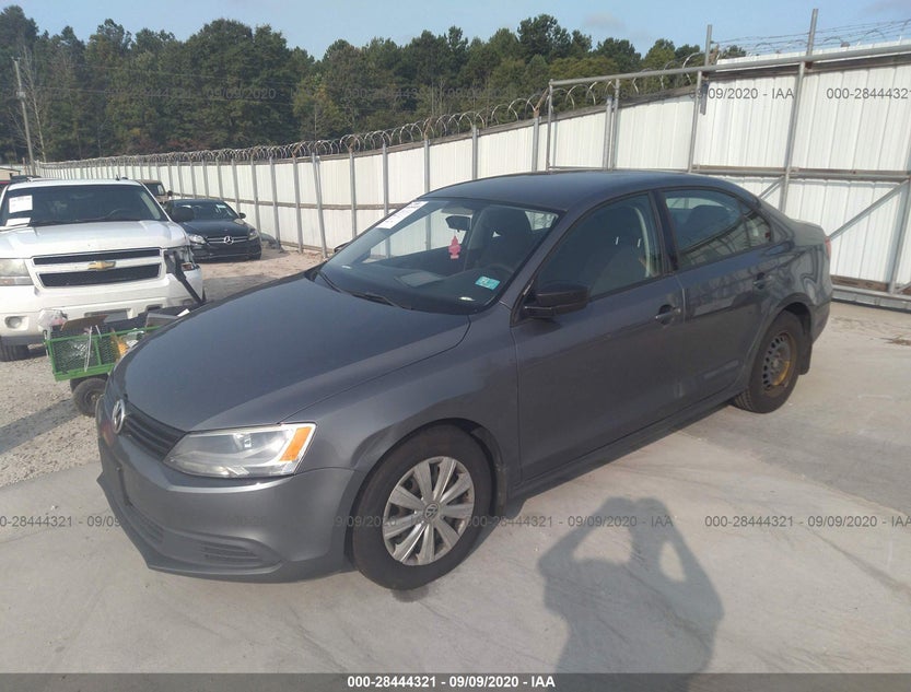 3VW2K7AJ7CM379581