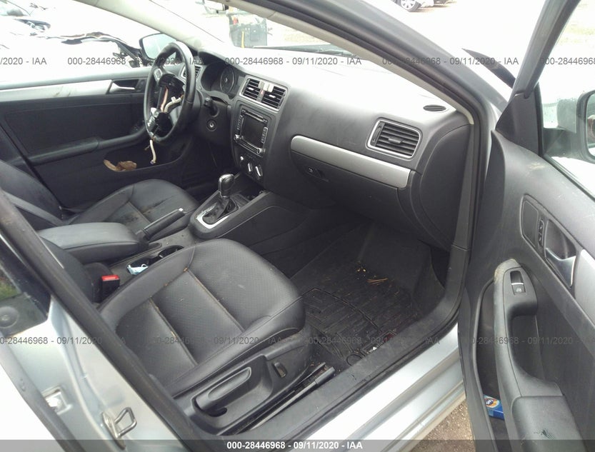 3VWDX7AJXDM438151