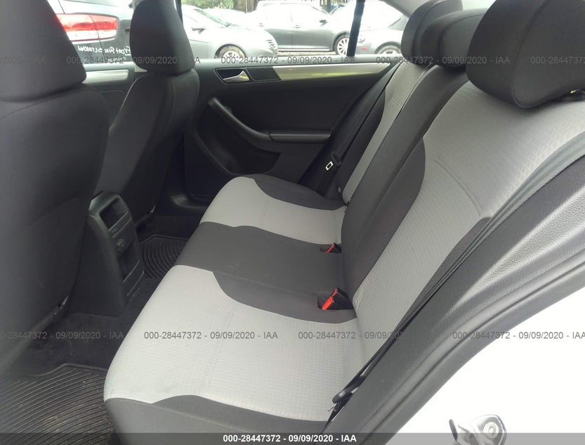 3VW2B7AJXHM380098