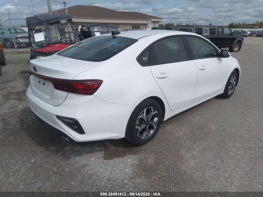 3KPF24AD0KE113115 2019 Kia Forte Lxs