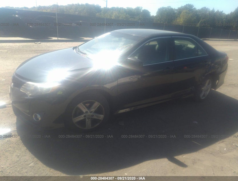 4T1BF1FK2DU264322