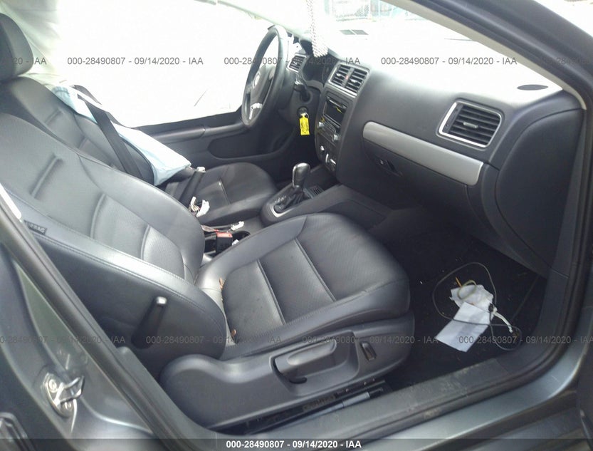 3VWD17AJ4EM370593