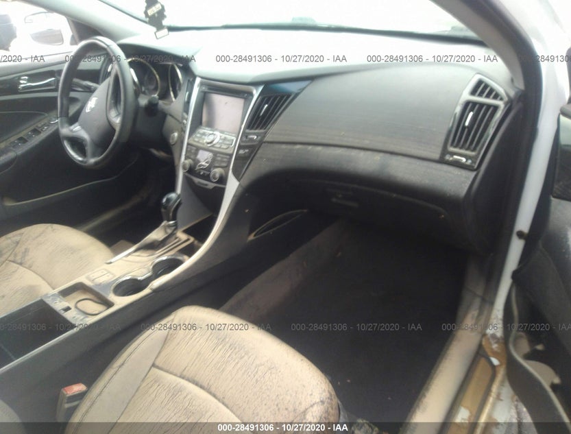 5NPEC4AB8DH559079
