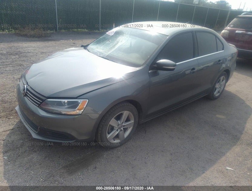 3VW3L7AJ2EM394283