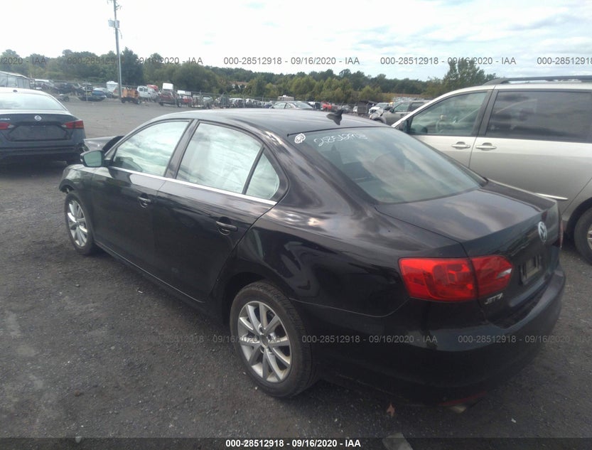 3VWB17AJ1EM335310