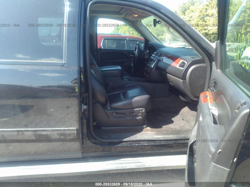 Chevrolet Avalanche 2013