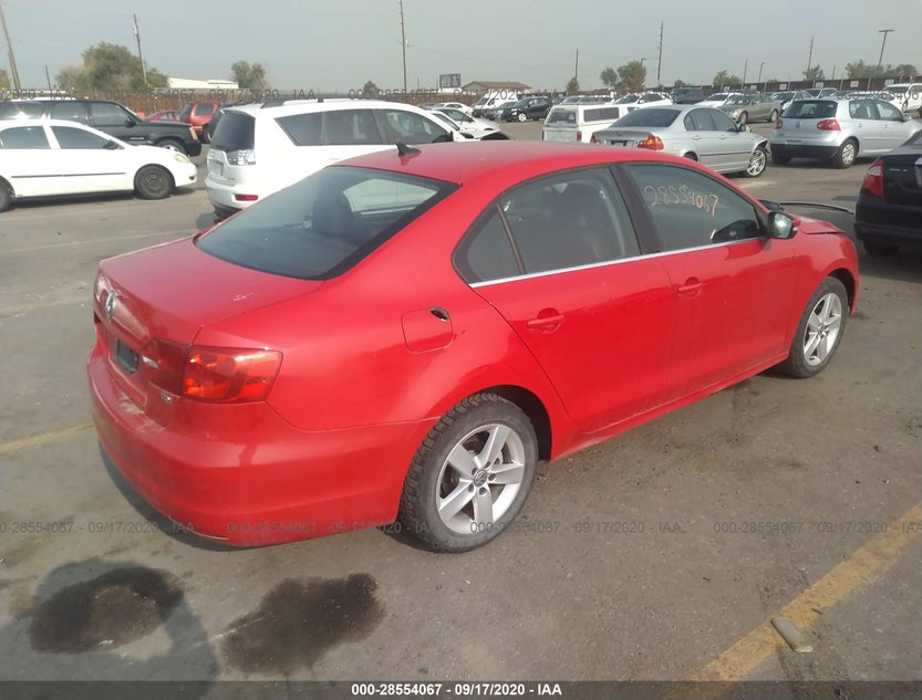 3VW3L7AJ3DM401515