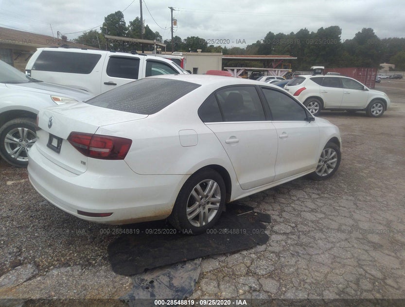 3VW2B7AJ9HM200447