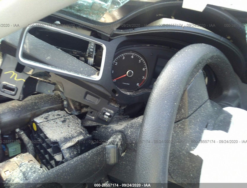 3VW2K7AJ1DM371641