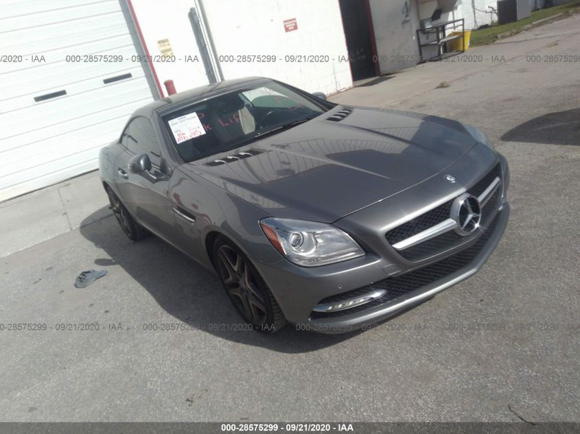 VIN WDDPK4HA3FF104524 2015 Mercedes-Benz SLK-Class,... no.1