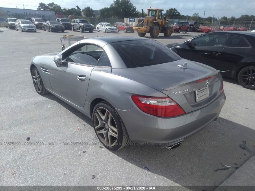 VIN WDDPK4HA3FF104524 2015 Mercedes-Benz SLK-Class,... no.3