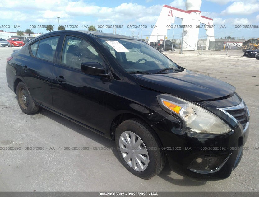 Nissan VERSA