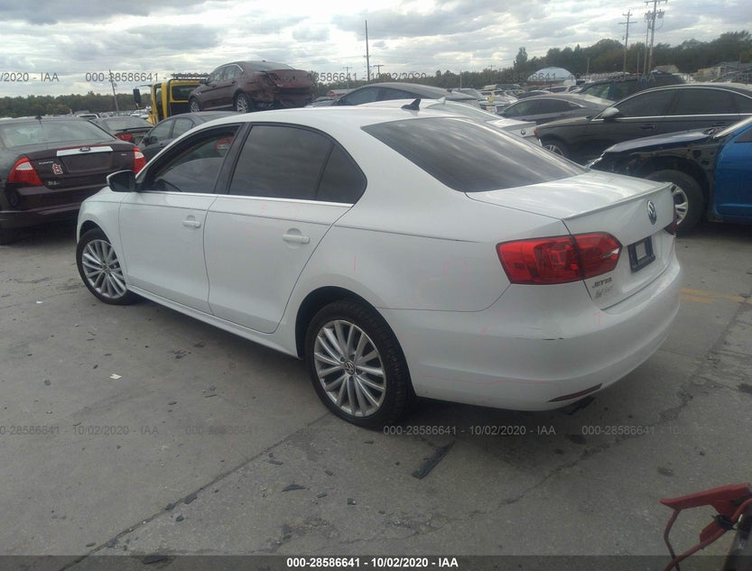 3VWL07AJ5EM335804