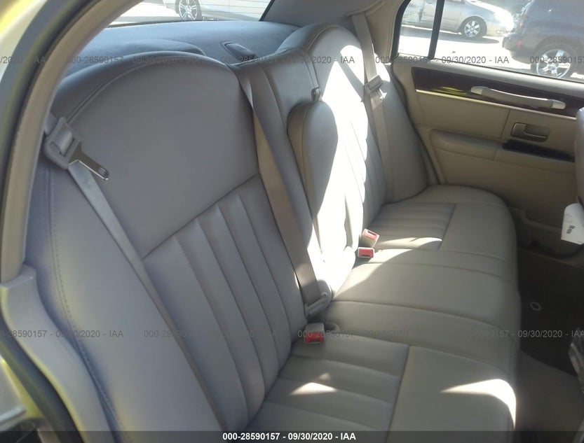 1LNHM81VX7Y600581