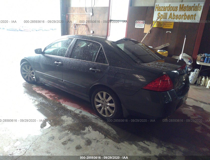 1HGCM66526A050409