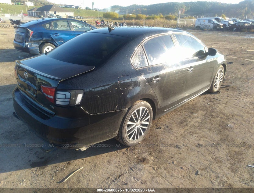 3VWB17AJ5GM257276