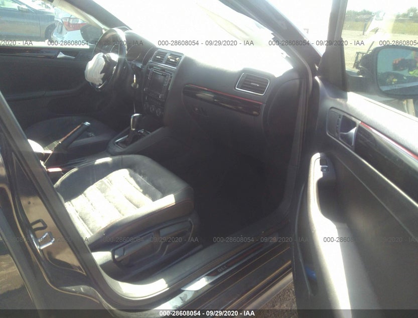 3VW4S7AJ7GM225600