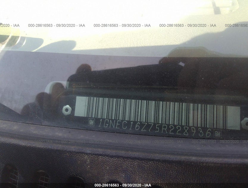 1GNEC16Z75R228936