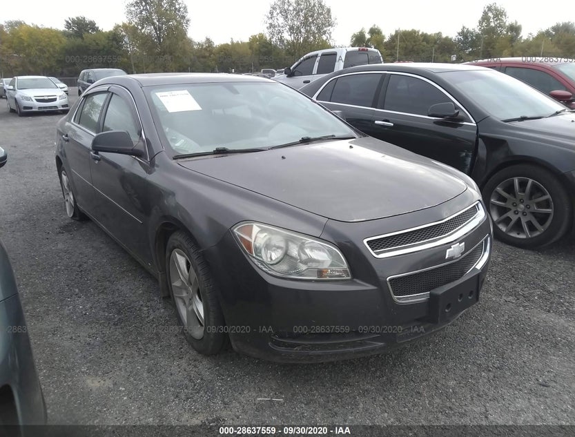 1G1ZB5EB5A4121943