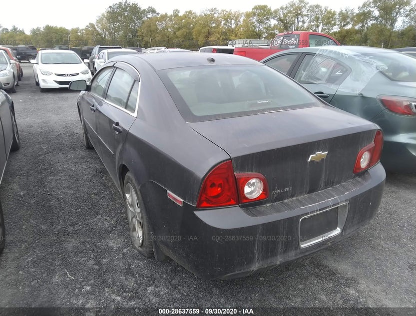 1G1ZB5EB5A4121943