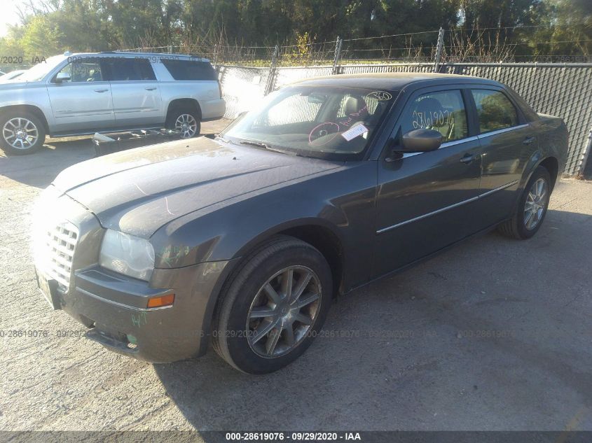 2008 Chrysler 300 Touring VIN: 2C3KK53G98H216949 Lot: 28619076