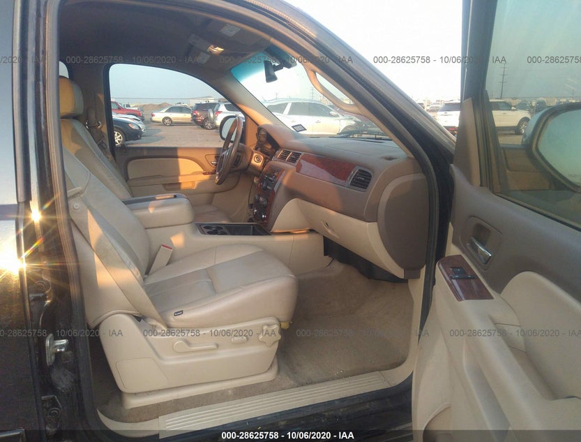 1GNSCAE06BR397444