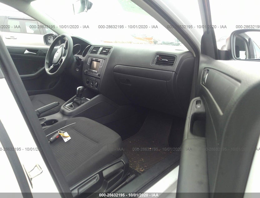 3VW267AJ2GM226035