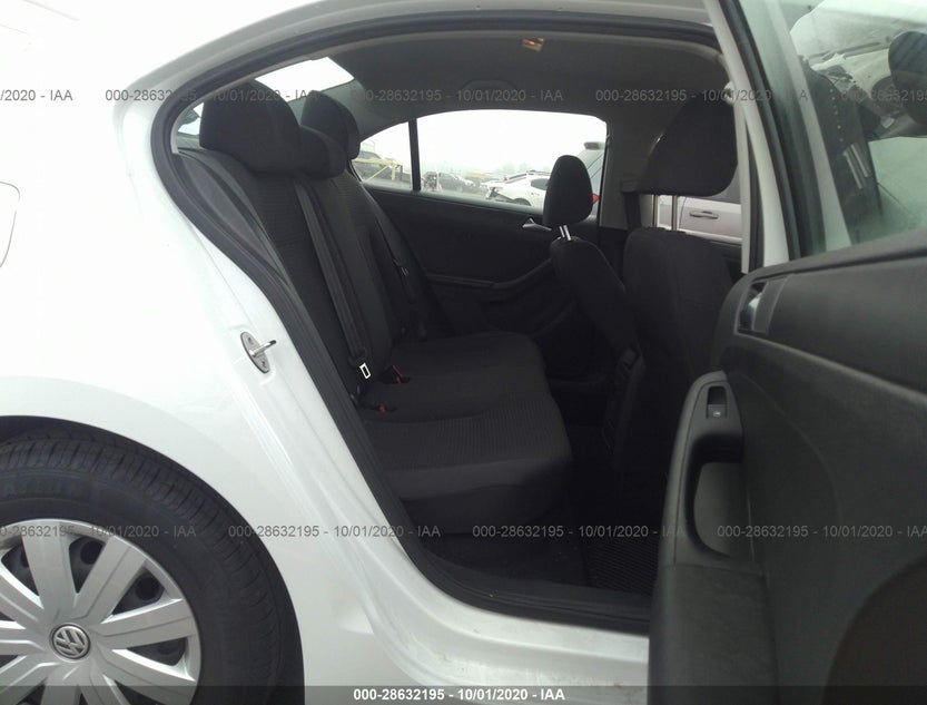 3VW267AJ2GM226035