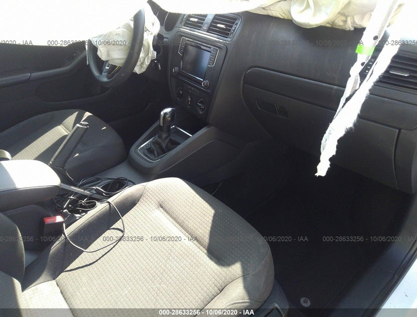 3VW267AJ5GM359503