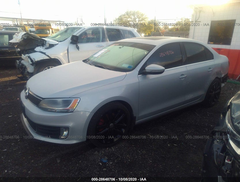 3VW5A7AJ9DM247939