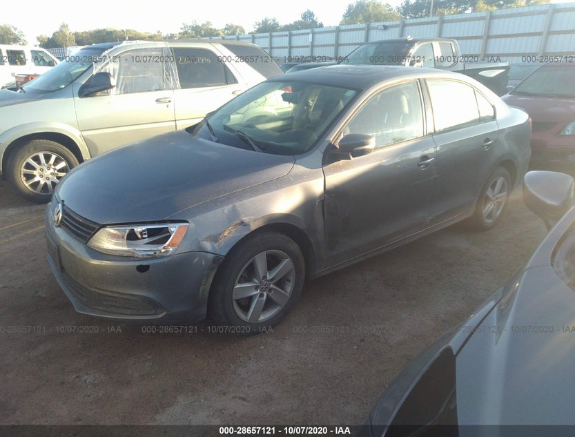 3VW3L7AJ8CM378439