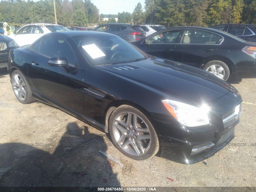 VIN WDDPK5HA2GF115327 2016 Mercedes-Benz SLK-Class,... no.1