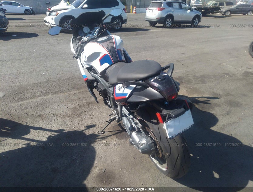 WB1050905FZV95255