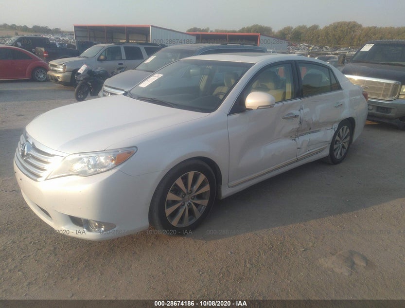 4T1BK3DB4CU470203