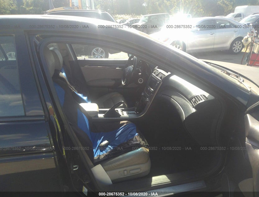 19UUA76568A004877