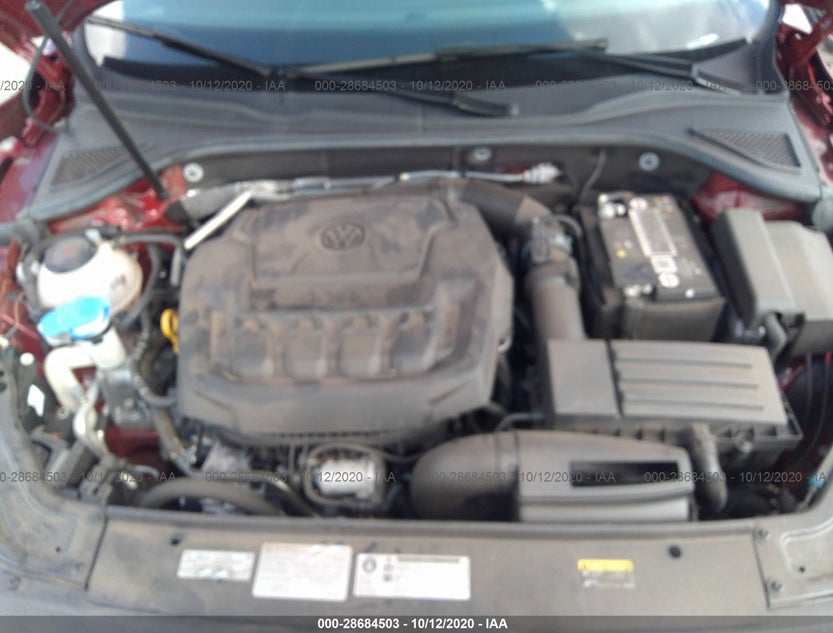 1VWLA7A38KC010575