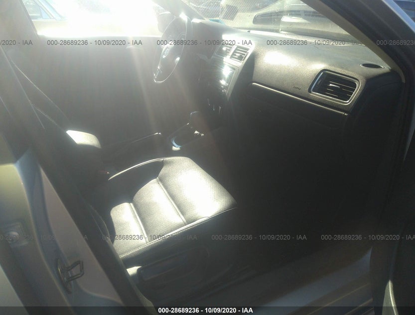 3VWDP7AJ2CM387775