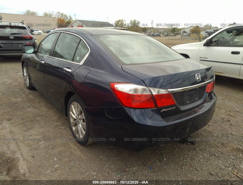 1HGCR2F70EA018357