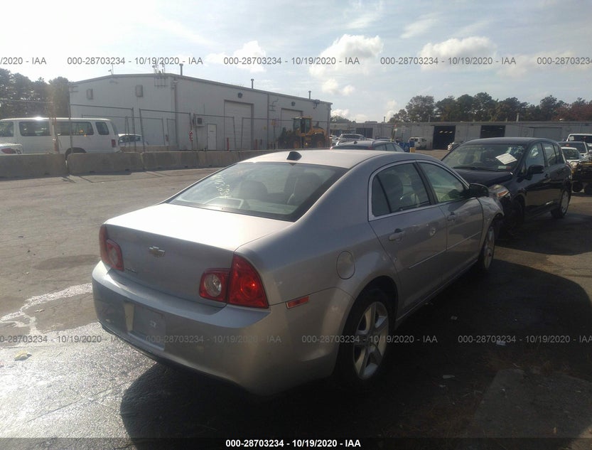 1G1ZB5E05CF330718