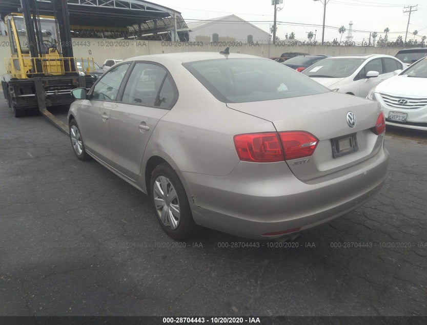 3VWD17AJ8EM307545