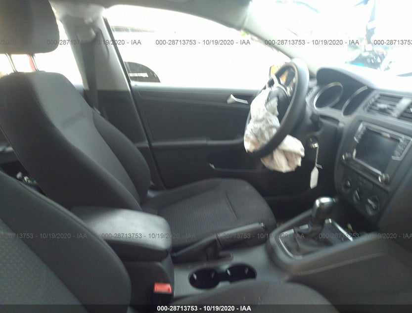 3VW267AJXGM292588