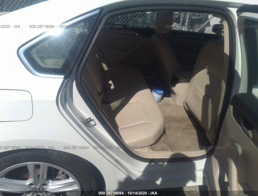 1VWBN7A39EC077982