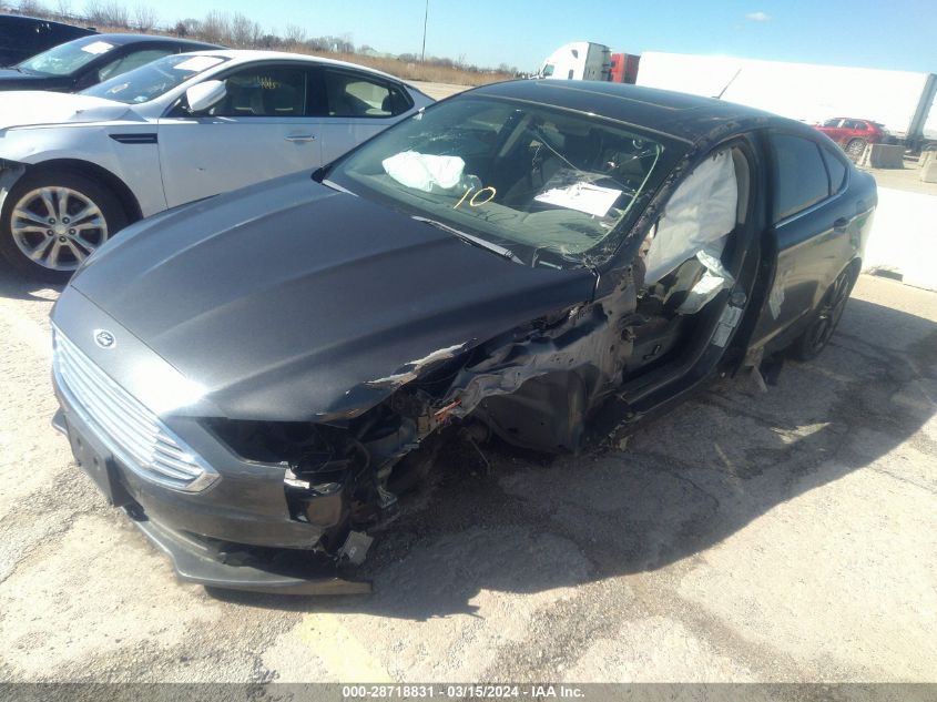 3FA6P0HD8JR229899 2018 Ford Fusion Se