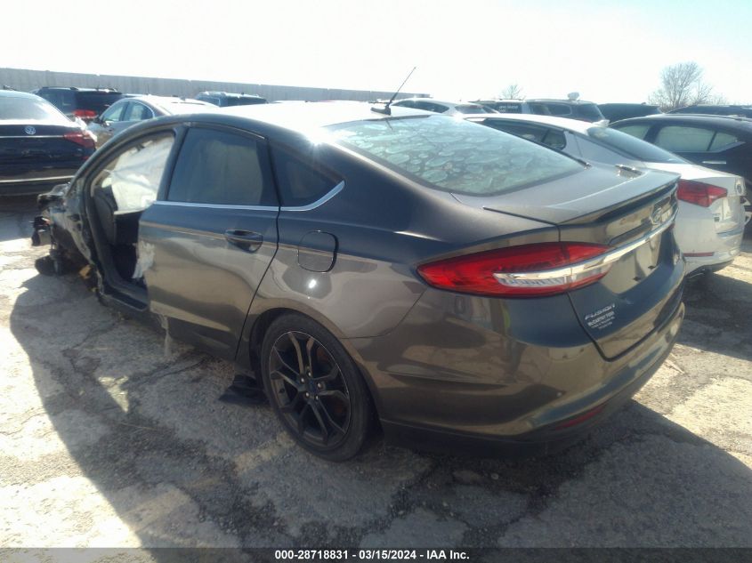 3FA6P0HD8JR229899 2018 Ford Fusion Se