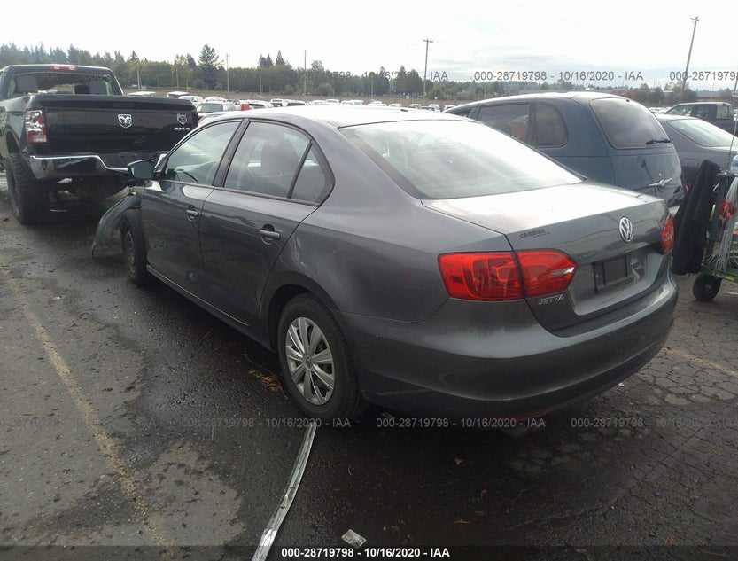3VW2K7AJ4DM384917